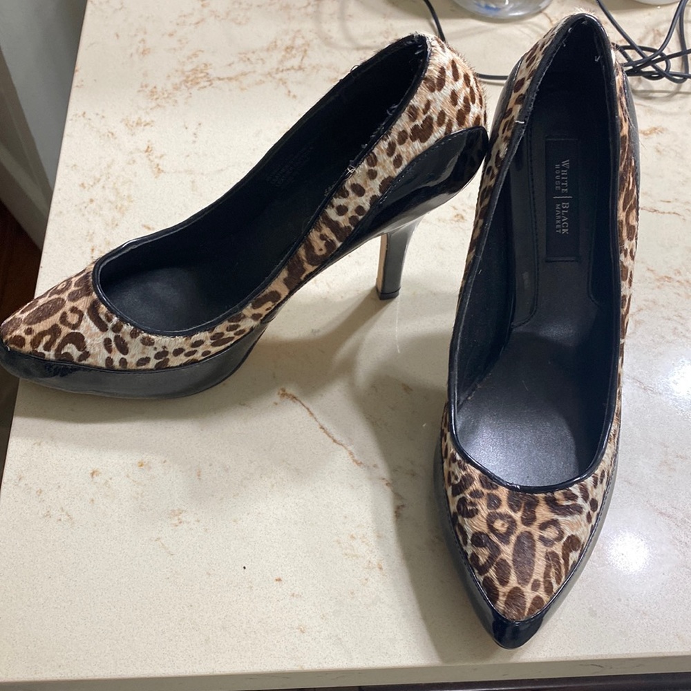 White House black market heels size 7 never worn